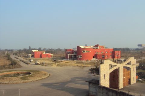 उद्योगी आकर्षित गर्न घटाइयो मापदण्ड, सेजका उद्योगले ६० प्रतिशतसम्म निर्यात गर्नुपर्ने