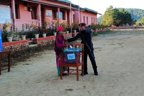 अर्घाखाँचीको मालारानी वडा नं३ को वडा अध्यक्ष पदका लागि  मतदान सुरु
