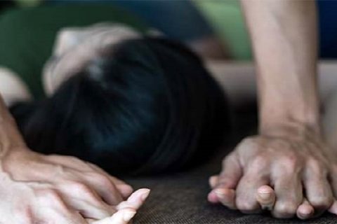ओखलढुंगामा नातिनीलाई बलात्कार गर्ने ५८ वर्षीय एक वृद्ध पक्राउ
