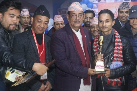भ्वाईस अफ बुटवल’को उपाधि मणिग्रामका सिद्धार्थलाई