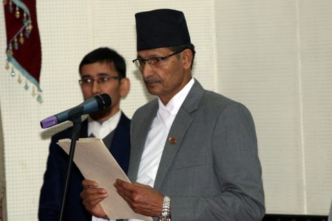 नवनिर्वाचित सभामुख सापकाेटाद्वारा पद तथा गाेपनियताकाे शपथ ग्रहण