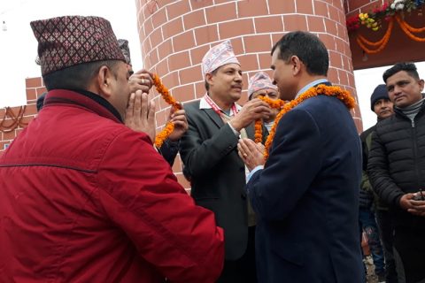औद्योगिक व्यापार मेलामा बेलायत कोलवर्न टाउन काउन्सिलका मेयरलाई स्वागत