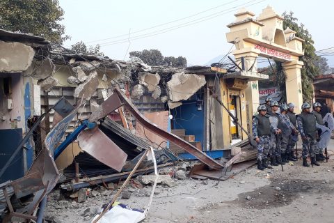 लुम्बिनी प्रादेशिक अस्पतालका सटरमा डोजर चल्यो