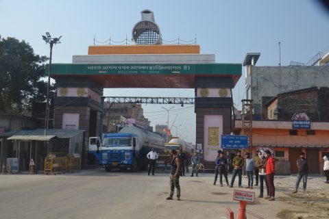 भारतबाट बिहिबार १ सय २९ मालबाहक गाडि नेपाल भित्रिए