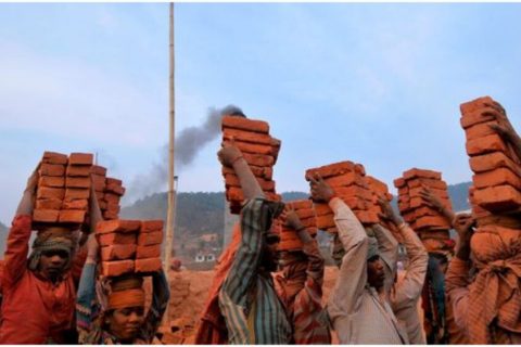 रुपन्देहीका इट्टा उद्योगीद्धारा लकडाउनको अवज्ञा