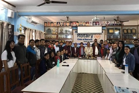 कोरोना भाइरस  संक्रमणबाट बच्न आंतकित पार्ने  गतिविधि नगर्न स्वास्थ्य विज्ञहरुले सुझाव