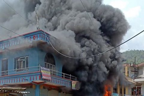 गुल्मीको चन्द्रकोटमा आगलागी, एकको मृत्यु,