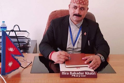 लकडाउनको पूर्ण पालना गरी संक्रमण हुनबाट बचौ :मेयर केसी