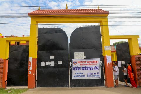 तिलोत्तमा क्वारेन्टाईनमा लोकदोहारी प्रतिष्ठानको सहयोग