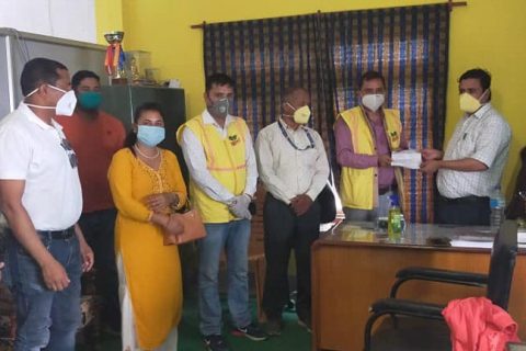 रुपन्देहीका सञ्चारकर्मीहरुलाई शान्ति समाजद्धारा ९० हजारको खाद्यान्न सहयोग