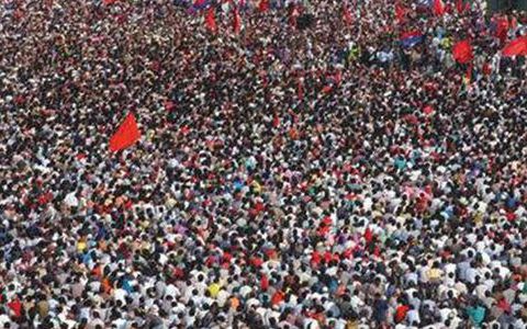 आज १३ औं गणतन्त्र दिवस मनाइँदै