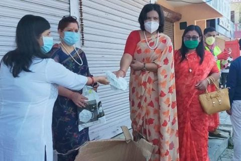 युनियनमा आवद्ध पत्रकारलाई मास्क र सेनिटाईजर प्रदान