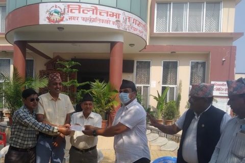 नेकपाद्वारा तिलोत्तमाको राहत कोषमा सवा २ लाख प्रदान