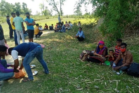पश्चिम नवलपरासीको दश गजामा रोकिएका मध्ये ७० जना भन्दा बढीलाई नेपाल भित्र्याइयो