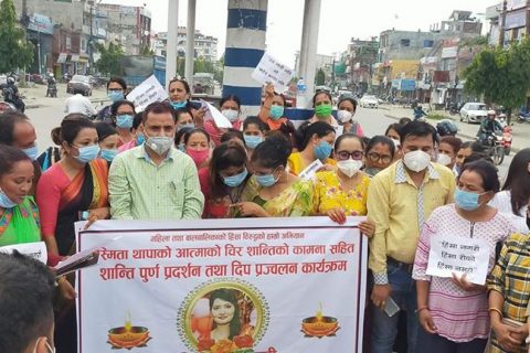 स्वर्गीय थापाको स्मृतिमा बुटवलमा शोकसभा सहित दीप प्रज्वलन
