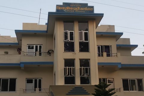 ट्राफिक कार्यालय कपिलवस्तुद्वारा नियम विपरीत चलाउने गाड़ी नियन्त्रणमा लिई कारबाही