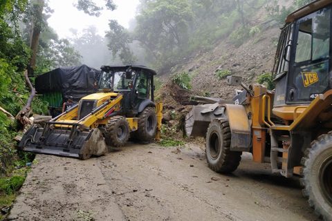 पूर्व–पश्चिम राजमार्ग : दाउन्नेमा दुईतर्फी रुपमा गाडी गुड्न थाल्याे