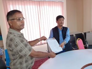 शिक्षकहरूद्धारा प्याब्सन र एनप्याब्सको निर्णयले  मर्कामा परेको भन्दै प्रदेश सरकारलाई ज्ञापन पत्र बुझाए