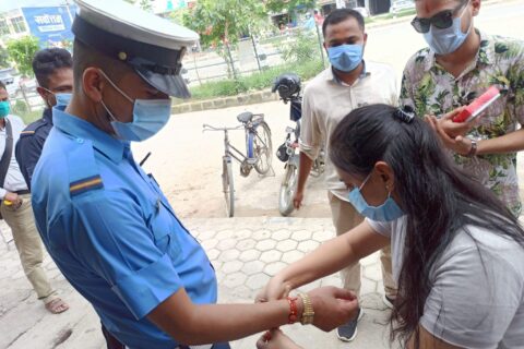 लियो होलिसिटीद्धारा सुरक्षाकर्मीहरुलाई रक्षाबन्धन