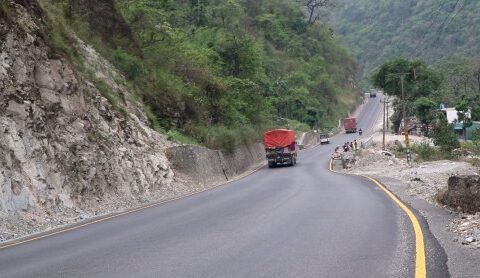 नारायणगढ-मुग्लिन सडक खुल्यो