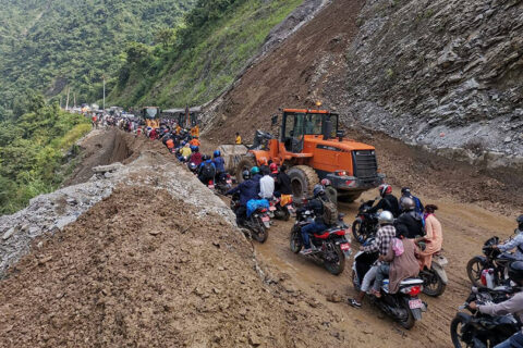 नारायणगढ-मुग्लिन सडकखण्ड दुईतर्फी सञ्चालनमा
