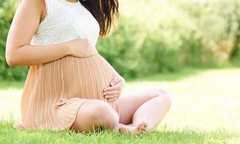 कोरोना भाइरसको उच्च जोखिममा गर्भवती :महिला के भन्छन त चिकित्सक ?