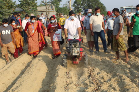 तिलोत्तमामा ६० बिगाहामा चक्लाबन्दी आलु खेती