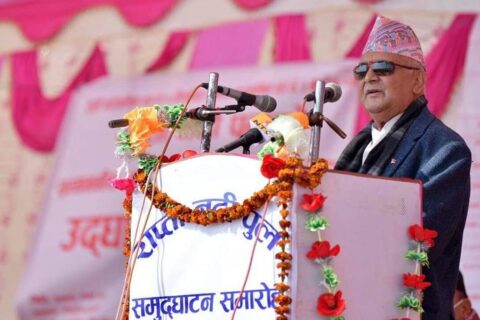 प्रचण्डले शिलान्यास गरेको पुल उद्घाटन गर्दै ओलीले भने : देशमा विकासको लहर ल्याइयो