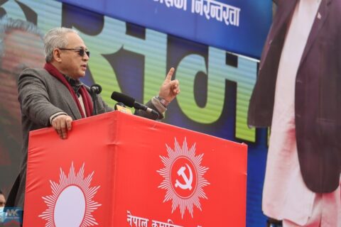 विप्लवसँग वार्ता गर्न सरकारले बनायो बादलको नेतृत्वमा टोली