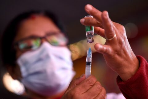 भारतमा कोरोनाविरुद्धको तेस्रो चरणको खोप अभियान सुरु