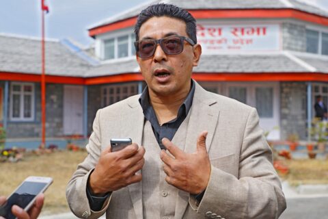दीपक मनाङ्गे खेलकुद मन्त्री
