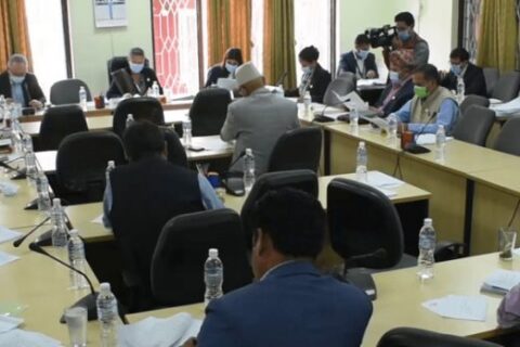 तत्काल विद्यालय बन्द गरी वैकल्पिक माध्यमबाट पठनपाठन गराउन संसदीय समितिको निर्देशन