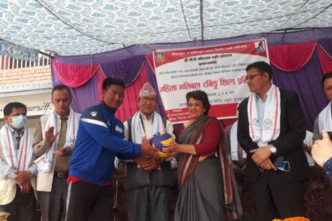 गिरिजाप्रसाद कोईरालाको स्मृतिमा बुटवलमा महिला भलिवल रनिङ्शिल्ड सुरु