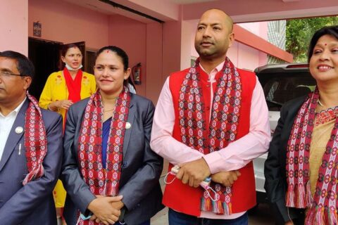 पदमुक्त जसपाका चार सांसद पुनर्वहाली गर्न सर्वोच्चको आदेश