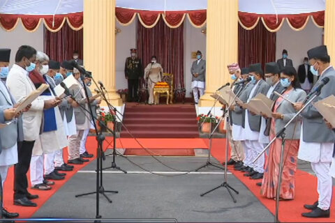 यसअघिकै मन्त्रीहरू निरन्तर