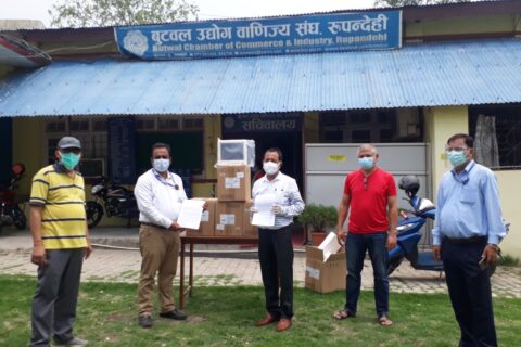 बुटवल उवासंघद्वारा आम्दाको कोभिड केयर युनिटमा आईसीयुका उपकरण प्रदान