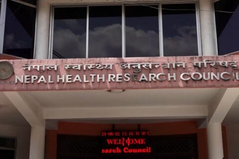 नेपालमा कोरोना भाइरसविरुद्धको खोप परीक्षणकाे बाटाे खुल्याे