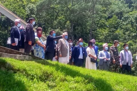 बाढी प्रभावित मेलम्ची बजारलाई सुरक्षित ठाउँमा स्थानान्तरण गरिनेछ : प्रधानमन्त्री ओली