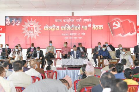 देउवालाई विश्वासको मत दिने सांसदलाई एमालेले सोध्यो २४ घन्टे स्पष्टीकरण