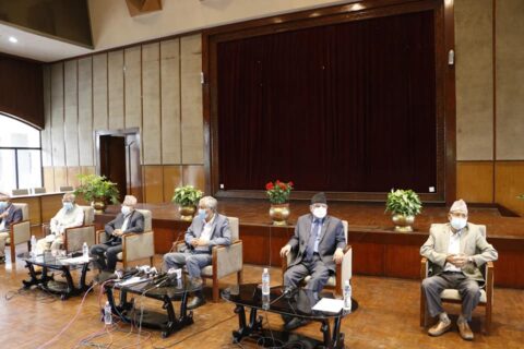 निष्कर्षबिनै टुङ्गियो सत्तारुढ गठबन्धनको बैठक