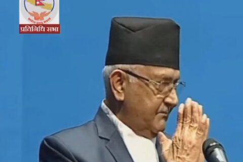 ओलीको आग्रह– ‘प्लिज, एमालेका केही व्यक्तिलाई मन्त्री बनाइदिनुहोस्’