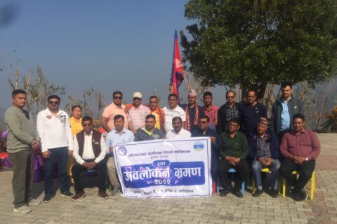 एल.पि. ग्यांस, पेट्रोलियम र पेट्रोलियम ढुवानी ब्यवसायी आन्दोलित  ,आन्दोलन प्रति पश्चिमाञ्चल पेट्रोलियम डिलर्स एशोसिएसनको ऐक्यवद्धता