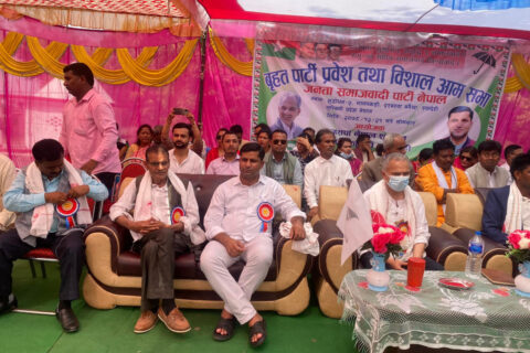 सत्ता गठबन्धन दलहरुबीच २०७४ सालको मतका आधारमा सिट बाँडफाँट मान्य हुने छैन:डा. बाबुराम भट्टराई