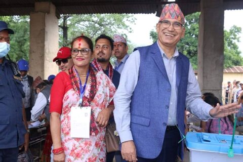 विष्णु पौडेलले बुटवलमा गरे मतदान