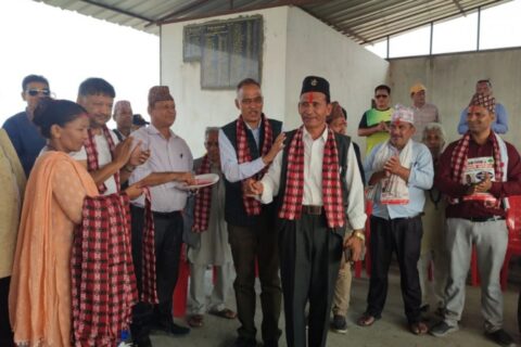 बुटवलमा सपनामात्रै बाँडेको भन्दै १०० जनाले एमाले छाडेर राेजे कांग्रेस