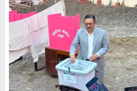 तिलोत्तमा मा गृह मन्त्री बाल कृष्ण खाणले गरे पहिलो मतदान