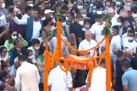 कांग्रेस नेता गिरिकाे अन्त्येष्टि