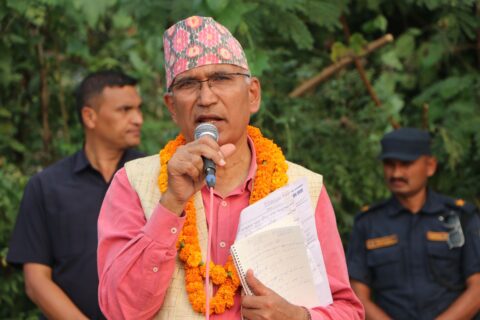 पुरानै अनुहार, पुरानै एजेण्डा