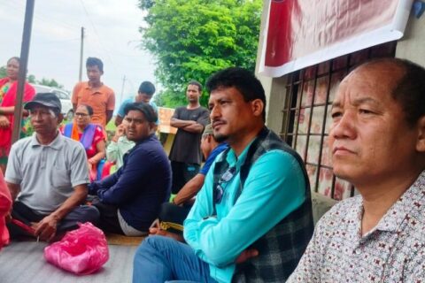 रुपन्देहीका माओवादी कार्यकर्ताले नेतालाई भने – ‘पार्टी छ, नेता हराए’
