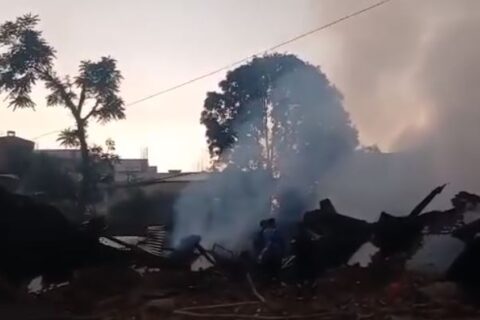 कैलालीको धनगढीमा आगलागी : मेडिकलसहित ८ वटा पसलमा क्षति
